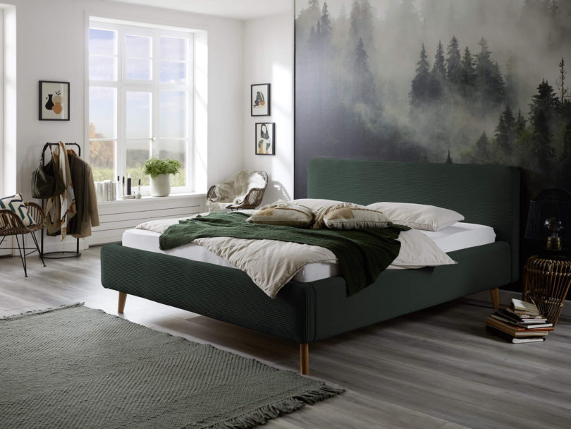 Čalouněná postel taupe s úložným prostorem 180 x 200 cm manšestr zelená