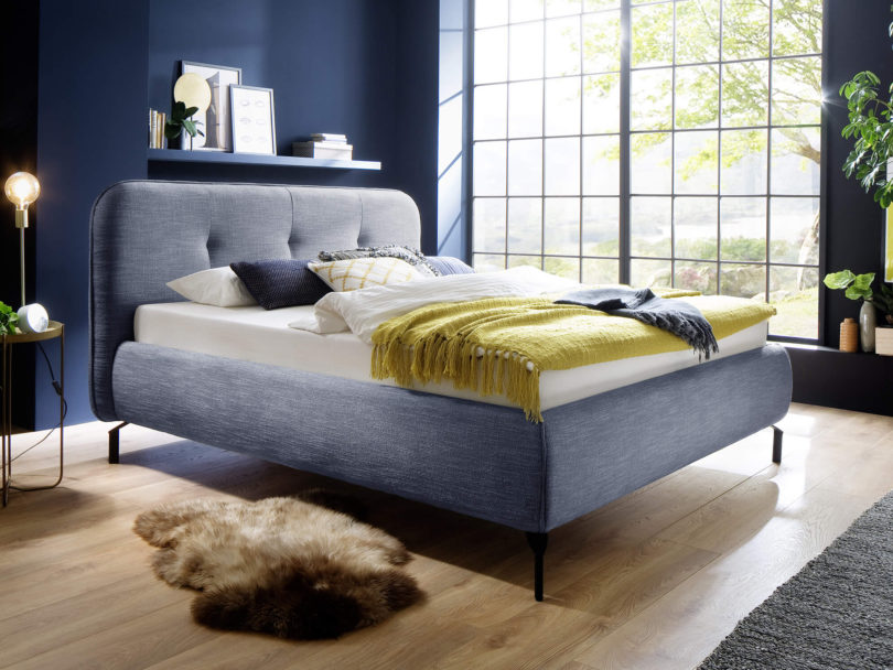 Čalouněná postel raia s úložným prostorem 180 x 200 cm modrá