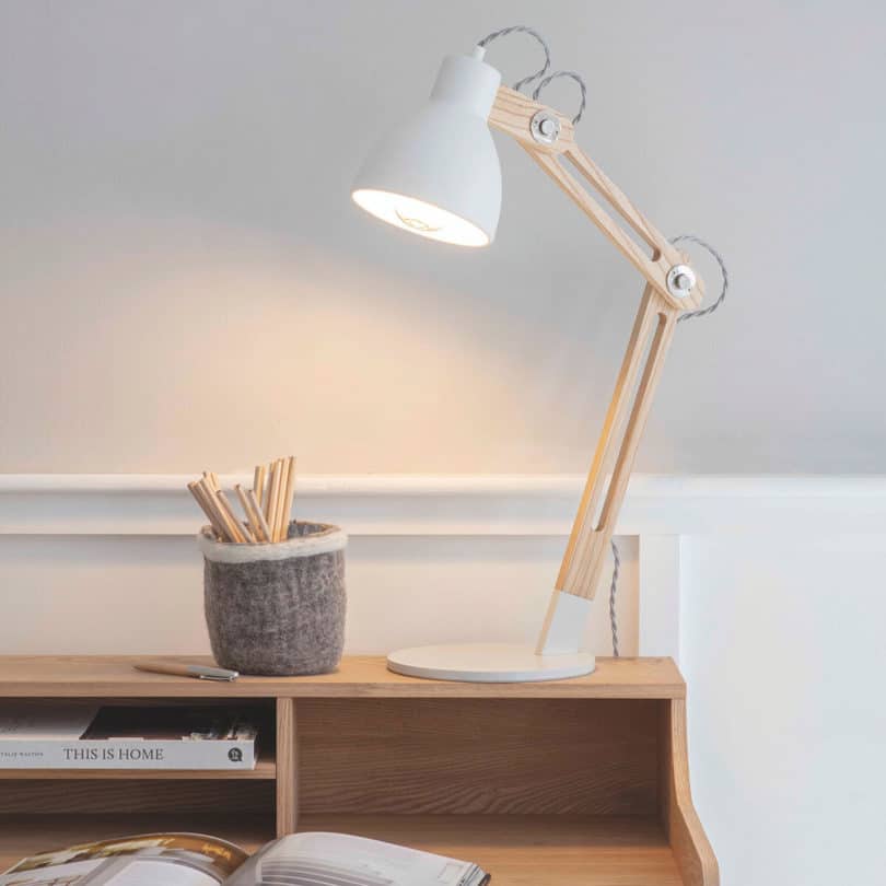 STOLNÍ LAMPA ELDER BÍLÁ
